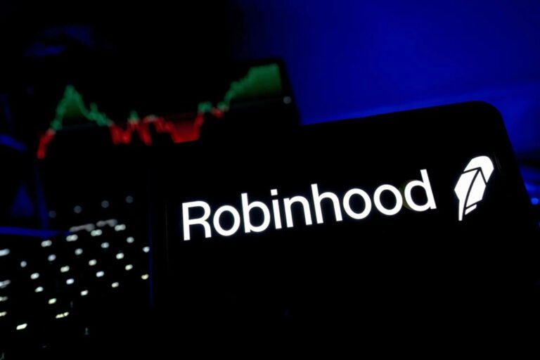 INTEL: Robinhood gains Dubai approval for Middle East crypto expansion