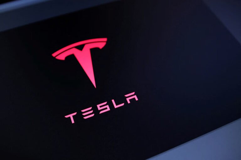 INTEL: Tesla beats Q3 margin expectations as revenue reaches $28.05 billion